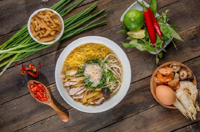 Bun thang culinary speciality of Hanoi chili